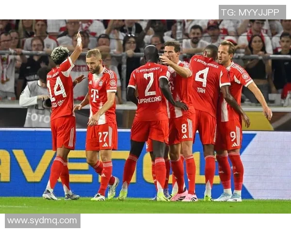 拜仁主场大胜弗赖堡，豪取三分！