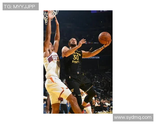 库里带队成功晋级总决赛，复仇之战即将上演