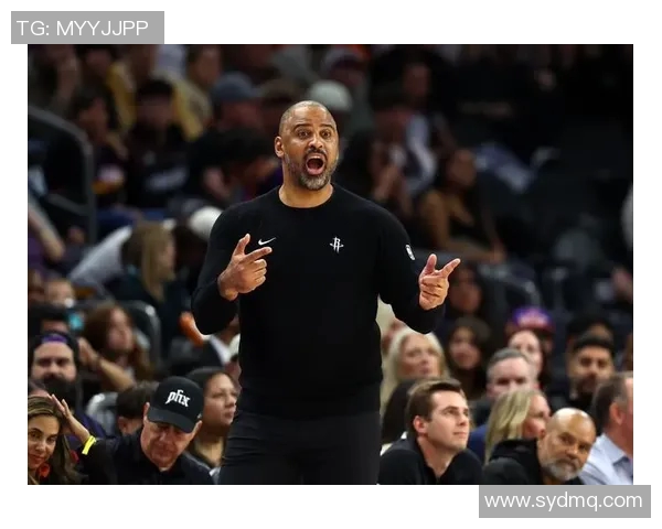 火箭队主帅因战术问题遭批评：是问题还是转机？